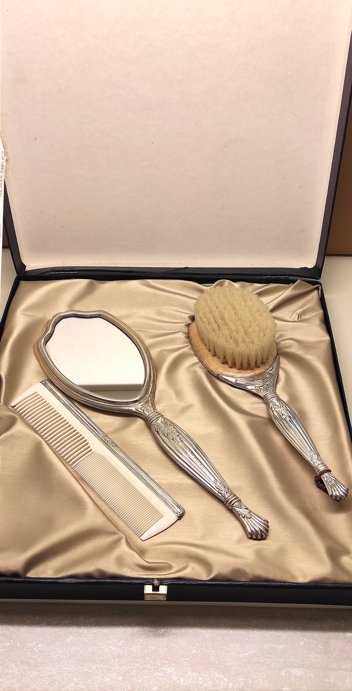 Set Toeletta 3 Pezzi In Argento - 072