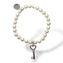 Bracciale con Perle Bianche e Ciondolo Ti Sento Milano - 2668PW
